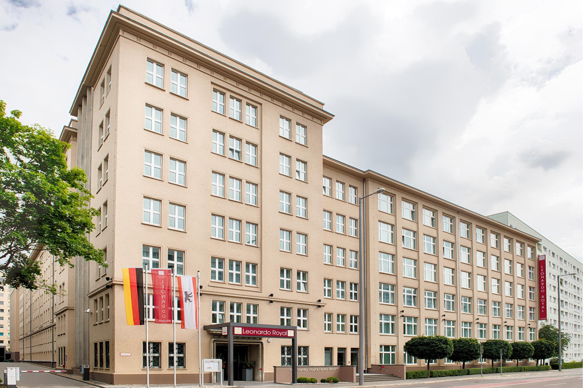 Leonardo Royal Alexanderplatz 4*