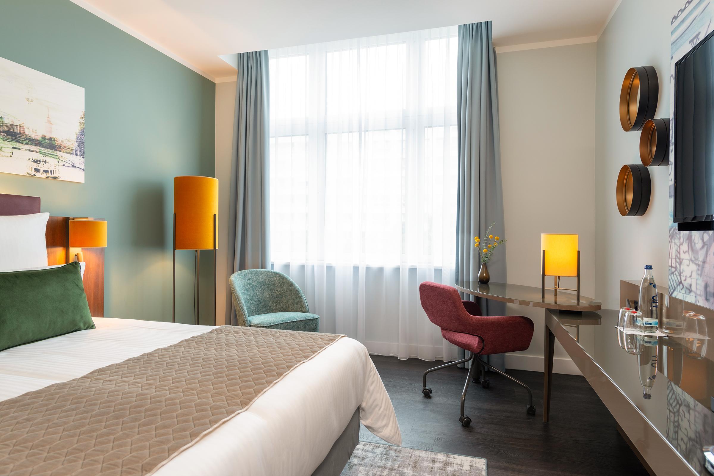 Leonardo Royal Alexanderplatz Hotel 4*